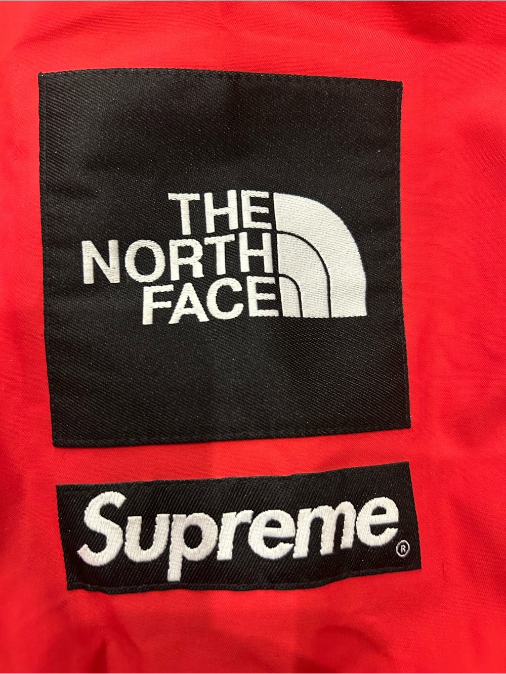 The North Face x Supreme Jacket - Black with Red Labels - Picture 3 of 4